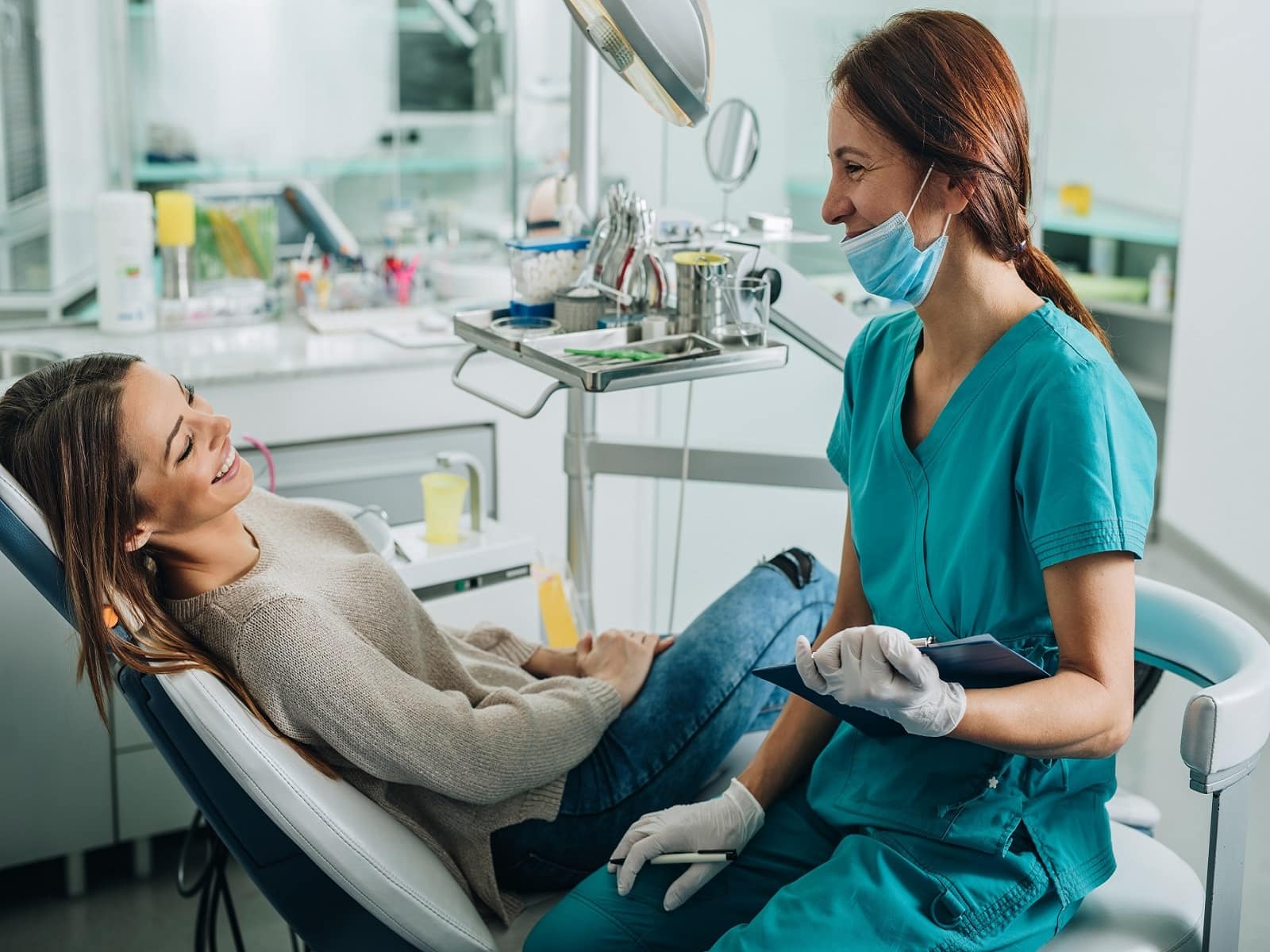 four reasons to get your teeth professionally cleaned